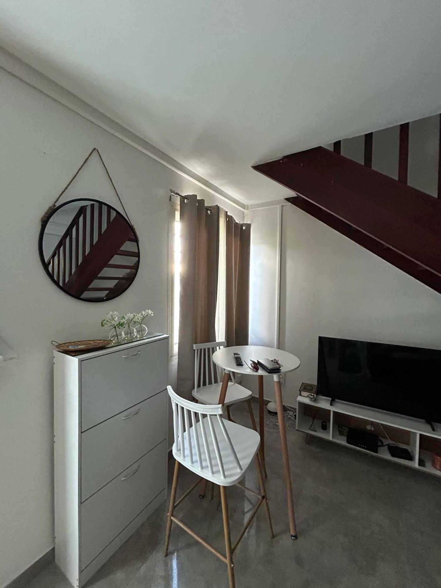 Duplex Apartment Сен-Пиер Екстериор снимка